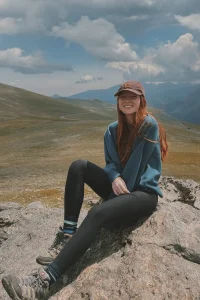 Headshot of Anna Lou Bernstein