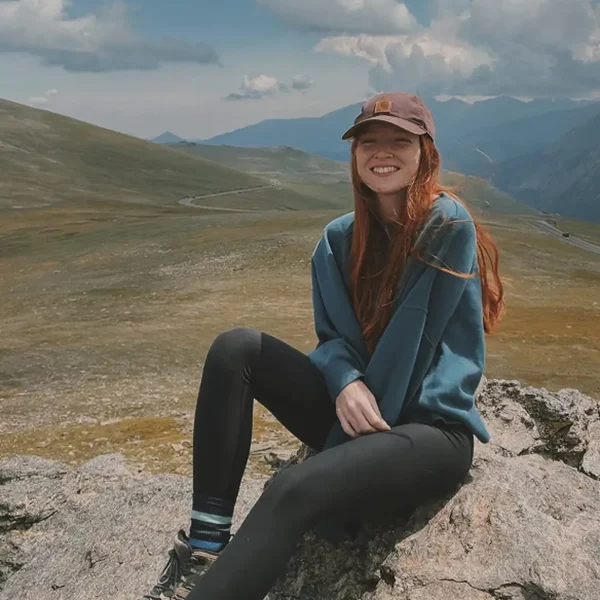 Headshot of Anna Lou Bernstein