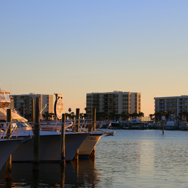 destin harbor with boats